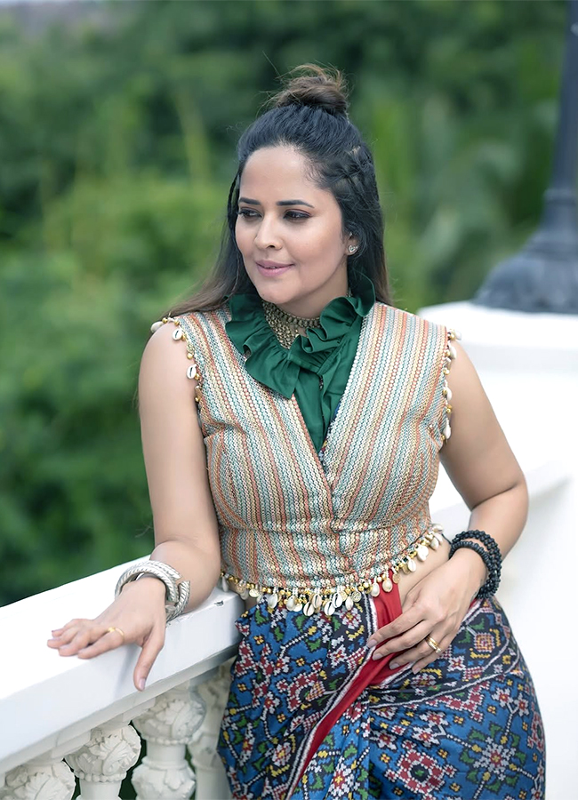 Anasuya Bharadwaj Latest Saree Pics Goes Viral4