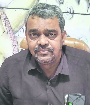 కొత్త సార్లొస్తున్నారు..2