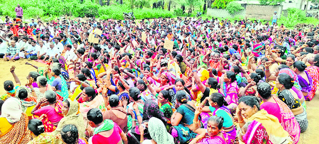 ప్రజాస్వామ్యమా?.. పోలీస్‌ రాజ్యమా?1