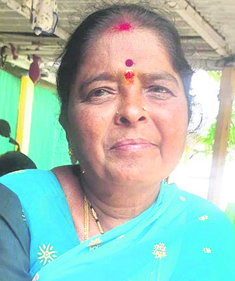 బావిలో దూకి వృద్ధురాలి ఆత్మహత్య1