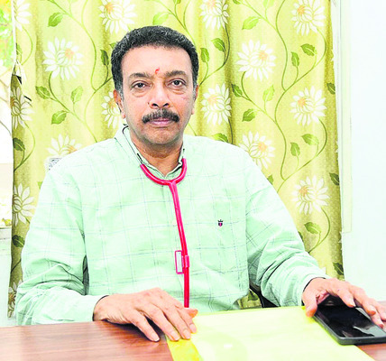 ఆరోగ్యశ్రీ నిలిపివేయడం బాధాకరం
1