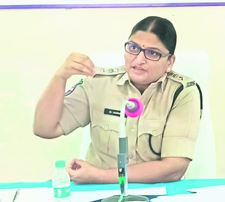 కేసుల విచారణవేగవంతం చేయాలి
1