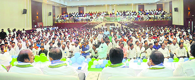 పేదల కోసం పనిచేసిన జగనన్న 1