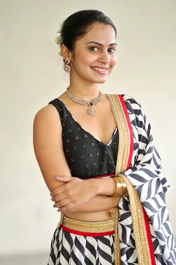 Beauty Movie Actress Nilakhi Patra Latest Trending Photos IN Social Media 3