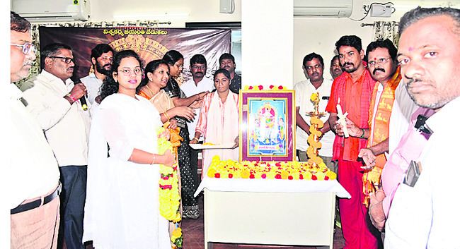 విశ్వకర్మ సేవలు ఆదర్శనీయం1