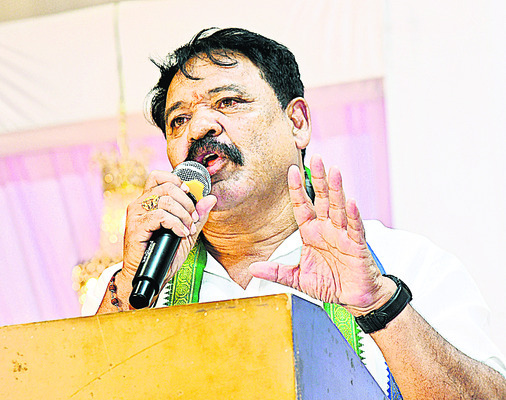 దాడులే దళితులకు నజరానా3