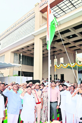 అందరికీ సంక్షేమ ఫలాలు 1