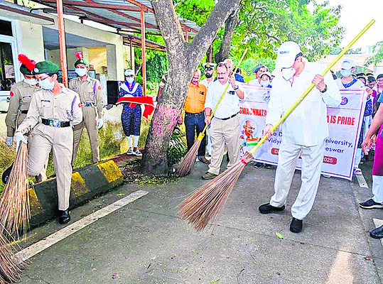పరిశుభ్రతతో ఆరోగ్యానికి భద్రత1