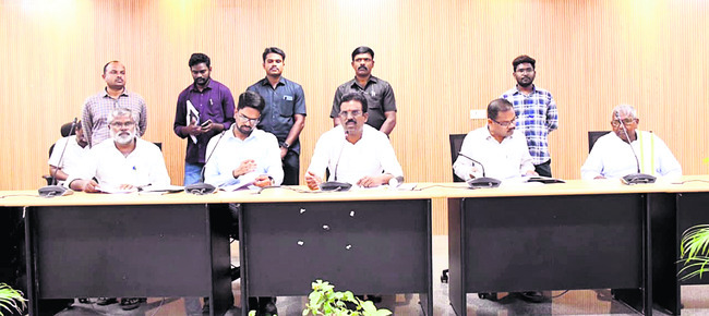 సమన్వయంతోనే సమస్యల పరిష్కారం 1