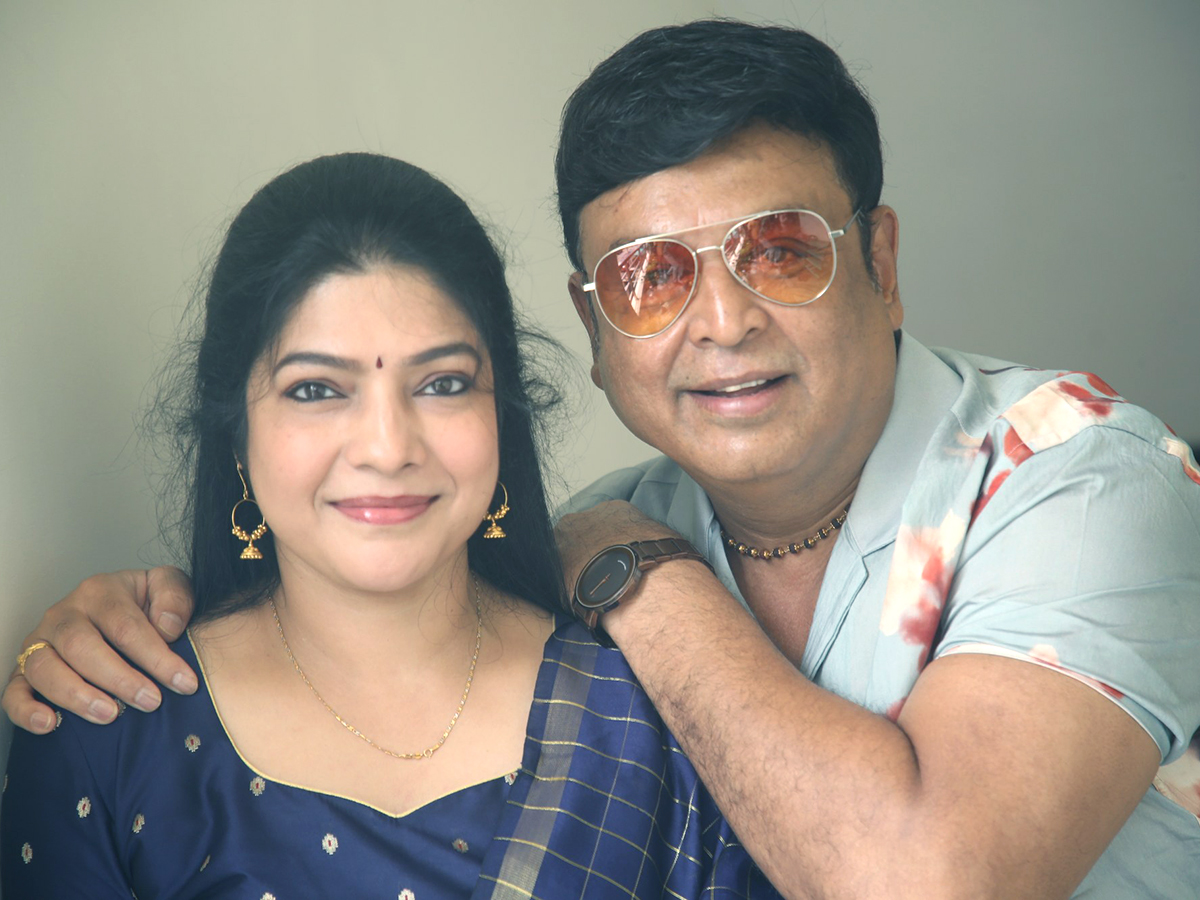 Actor VK Naresh and Actress Vasuki Anand Beauty Movie Promotion1