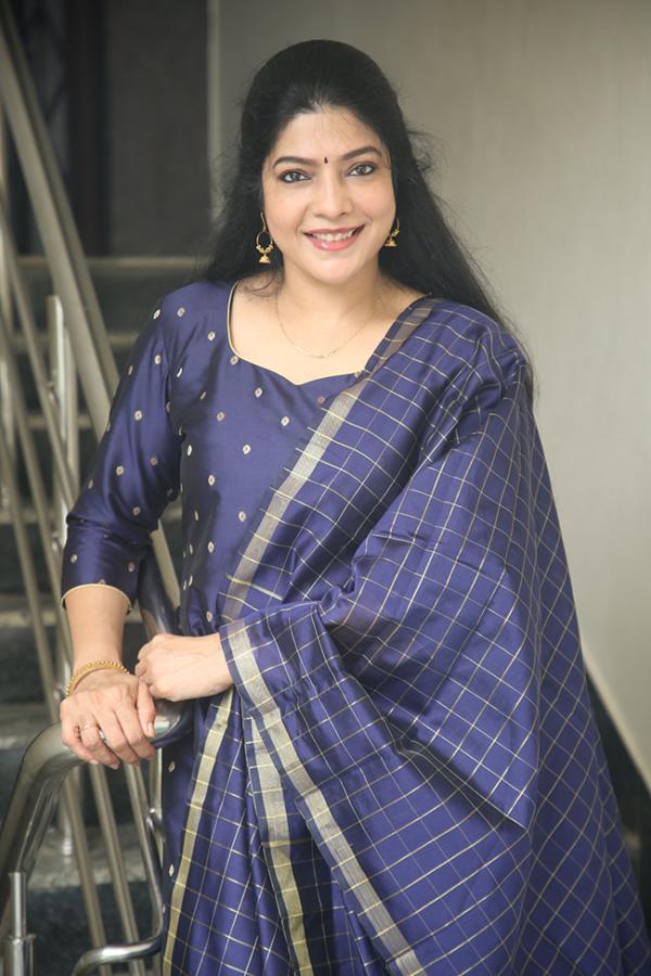 Actor VK Naresh and Actress Vasuki Anand Beauty Movie Promotion13
