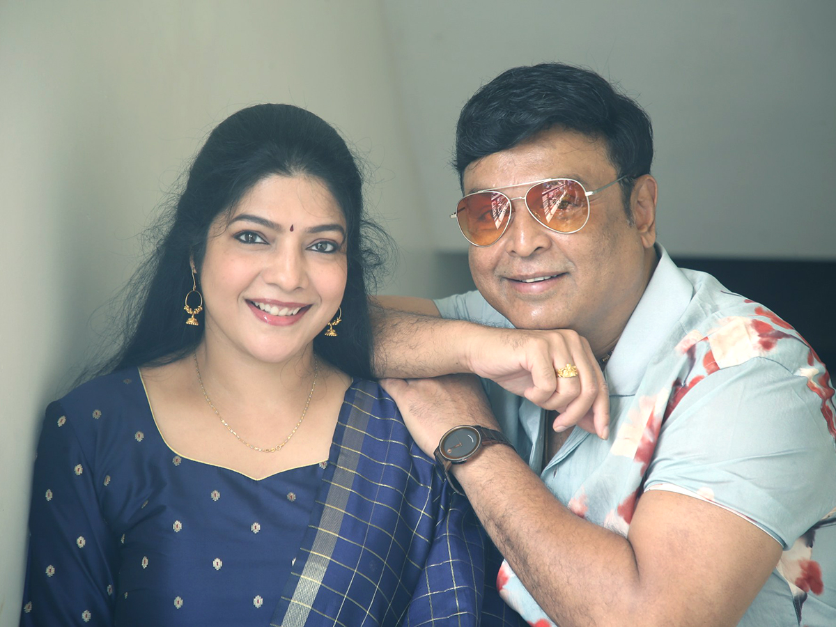 Actor VK Naresh and Actress Vasuki Anand Beauty Movie Promotion2