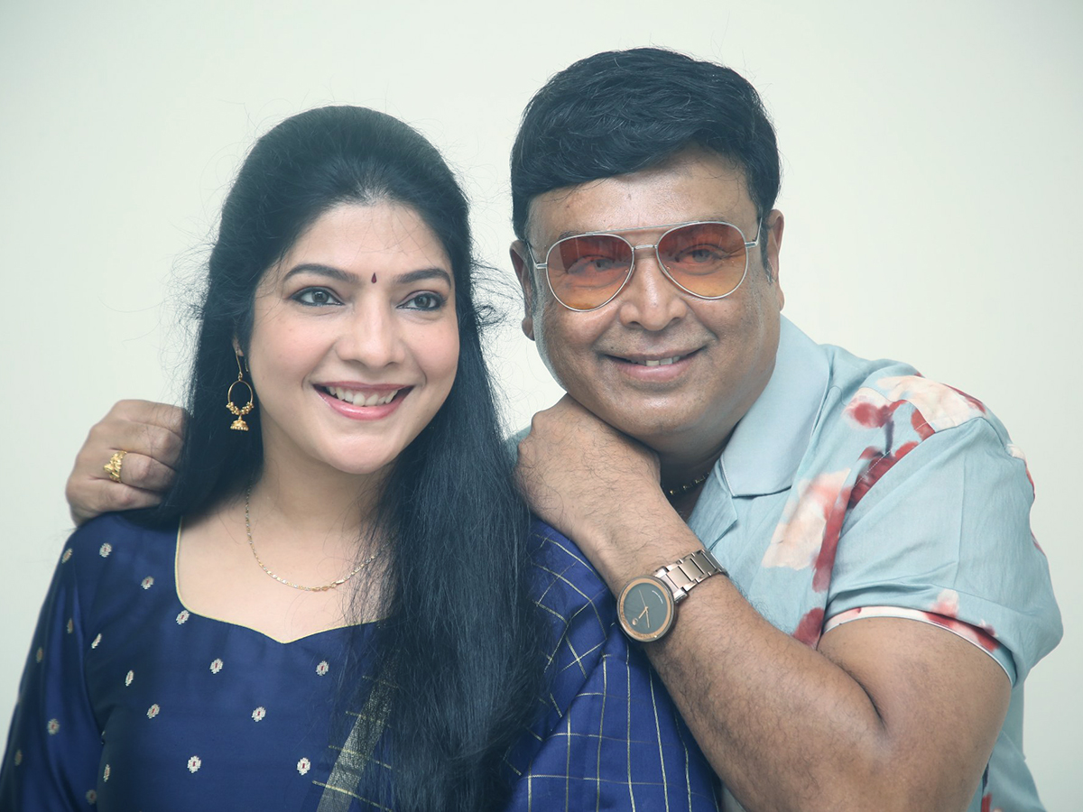 Actor VK Naresh and Actress Vasuki Anand Beauty Movie Promotion7