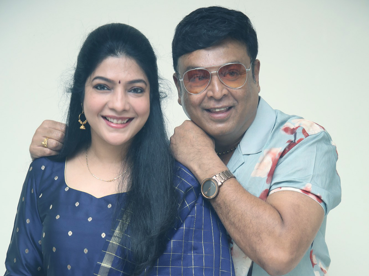 Actor VK Naresh and Actress Vasuki Anand Beauty Movie Promotion8