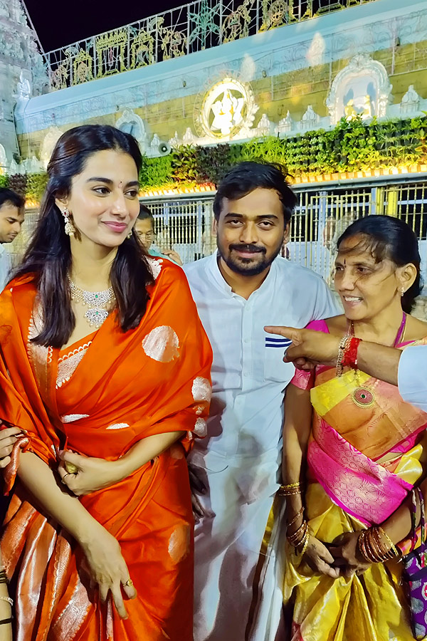Actress Meenakshi Chaudhary at Tirumala Temple Photos3