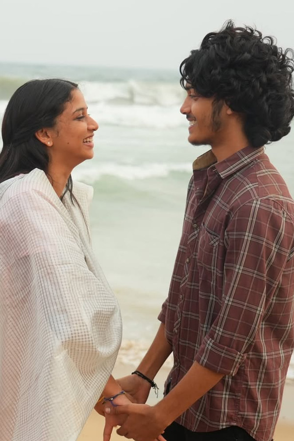 Court Movie Actress Sridevi And Roshan New Movie Band Melam Glimpse Release Photos3
