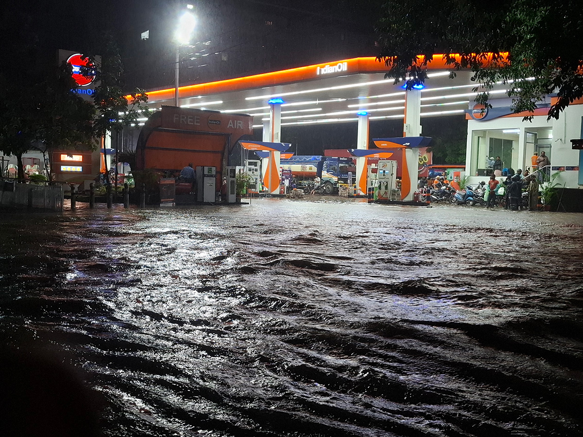 Heavy Rains in Hyderabad Photos12
