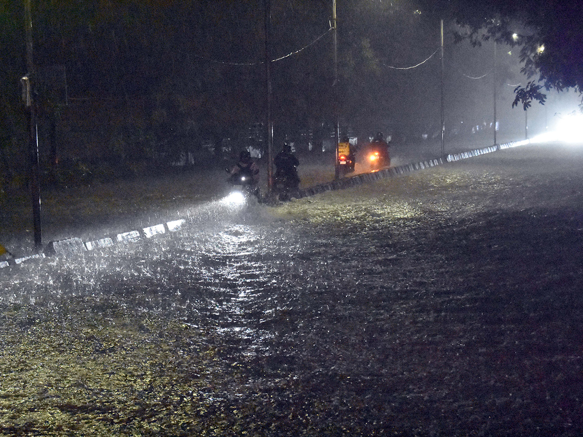 Heavy Rains in Hyderabad Photos18