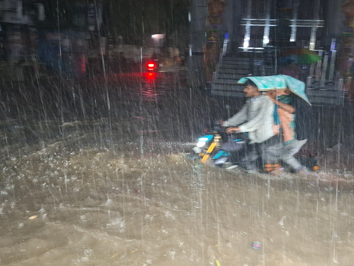 Heavy Rains in Hyderabad Photos6