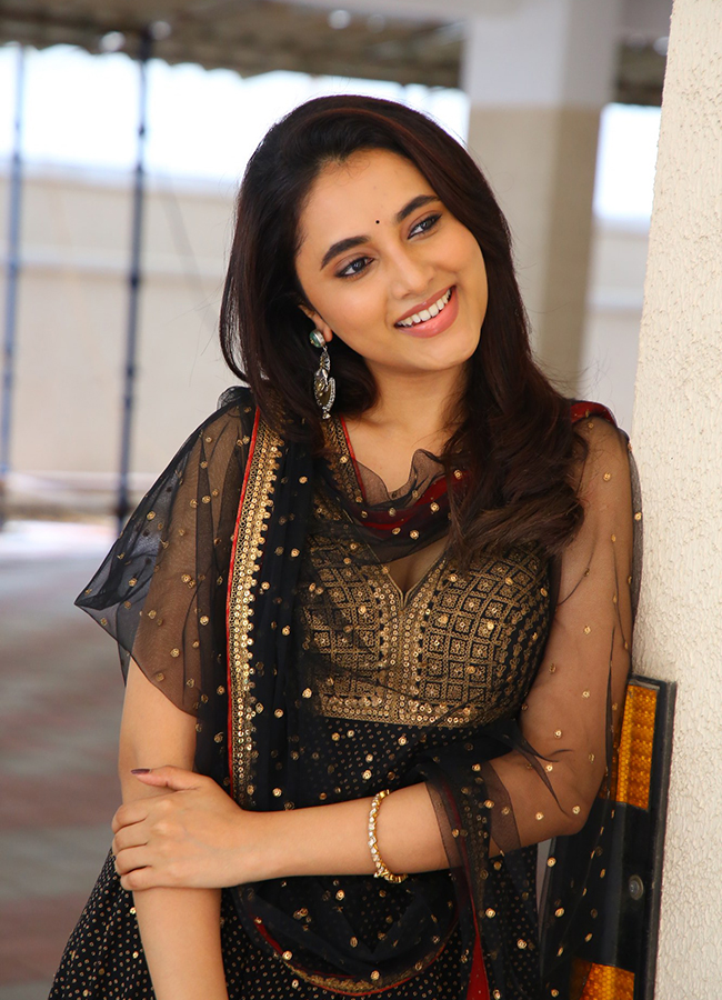 OG Movie Actress Priyanka Arul Mohan Latest Photos18