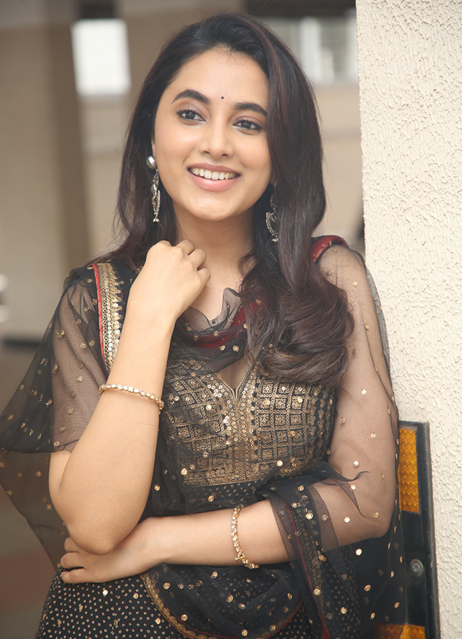 OG Movie Actress Priyanka Arul Mohan Latest Photos7