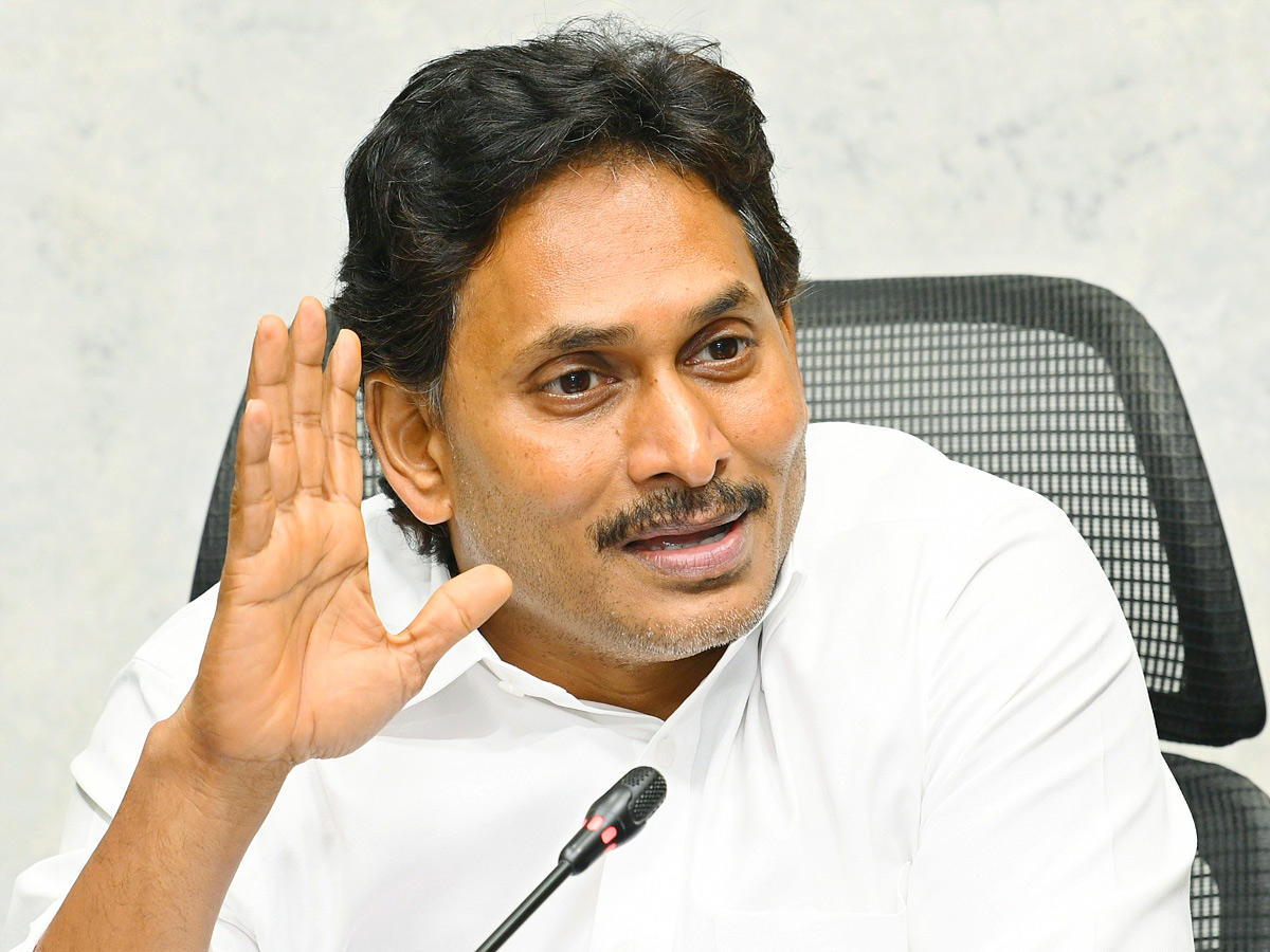 YS Jagan Key Meeting With YSRCP Leaders Photos3