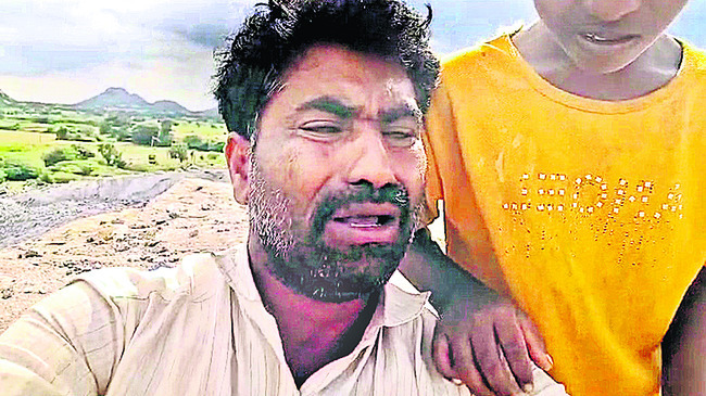 సెల్ఫీ వీడియో తీసుకుని రైతు ఆత్మహత్యాయత్నం 1