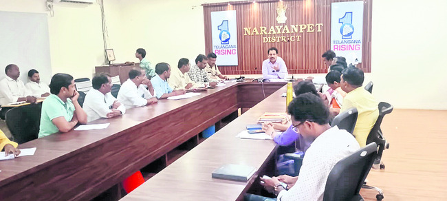 పారదర్శకంగా  పత్తి కొనుగోళ్లు  
1