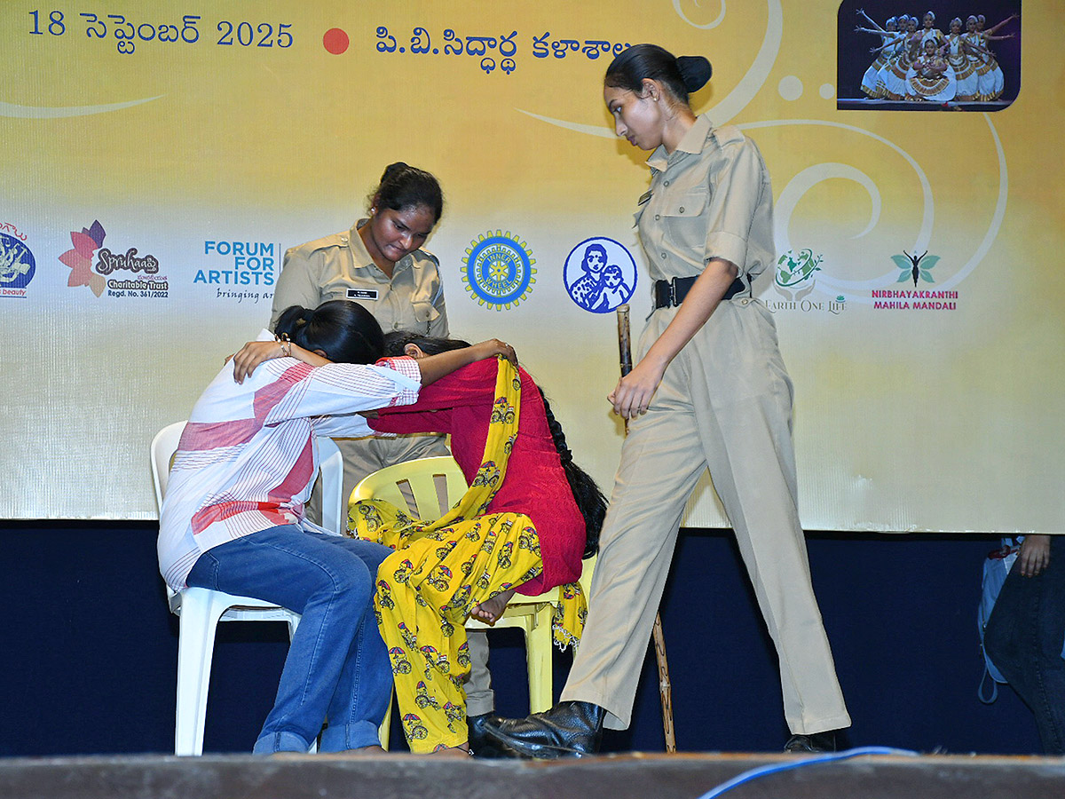 Dussehra Cultural Festivals At Vijayawada Photos8