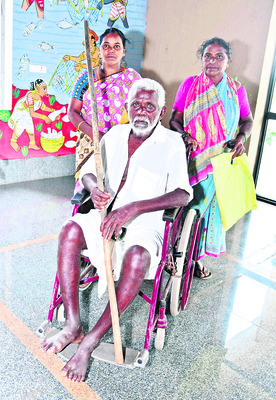 ●కొడుకులకు భారమైన తండ్రి1