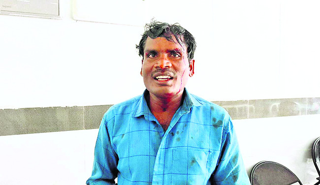 స్థల వివాదంలో ఇరు వర్గాల ఘర్షణ1