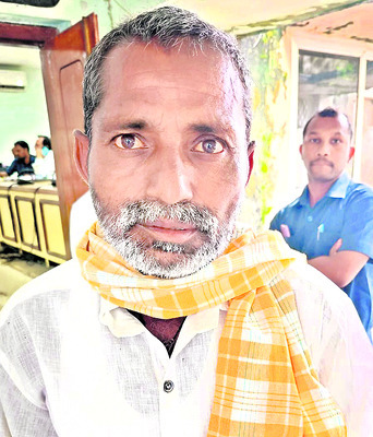 వినతులిచ్చాం పరిష్కరించండి1