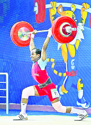 వెయిట్ లిఫ్టింగ్లో అజేయుడు1