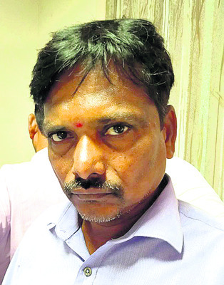 దరఖాస్తులు ఇచ్చి.. పరిష్కారం కోరి..2
