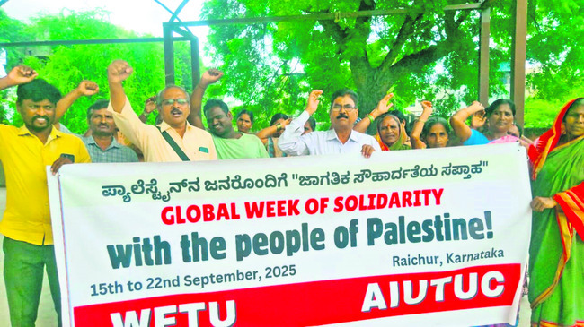 మురుగు కాలువలు నిర్మించాలి 1