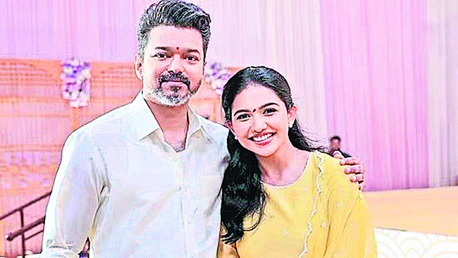 వారికి నచ్చినట్లే నటిస్తా ! 1