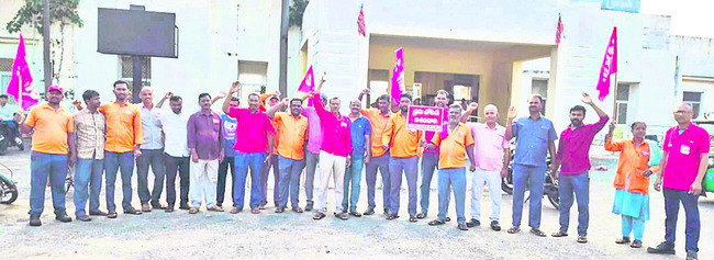 పనులు త్వరగా పూర్తి చేయాలి1