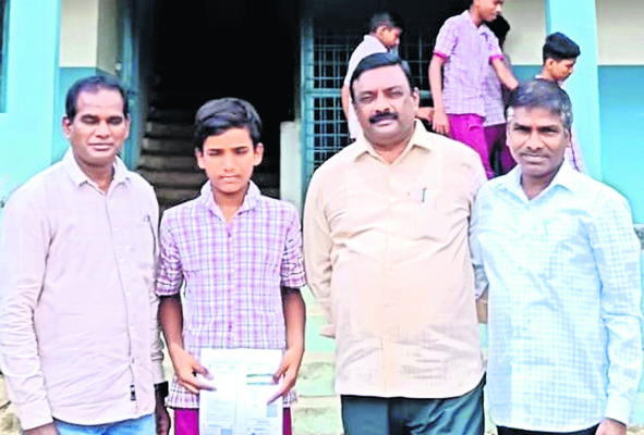 సెపక్తక్రా రాష్ట్ర పోటీలకు సాత్విక్
1