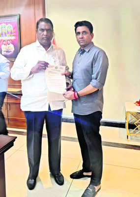 జీపీఓలు రైతులకు  అందుబాటులో ఉండాలి  
1