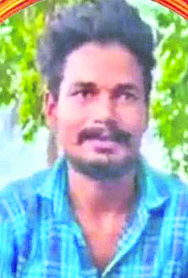 కుటుంబ కలహాలతో  యువకుడి ఆత్మహత్య1