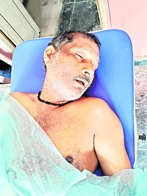 మొగిలి ఘాట్‌లో ప్రమాదం.. లారీ డ్రైవర్‌ మృతి 
1