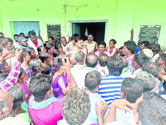యూరియా.. ఏదయా?1