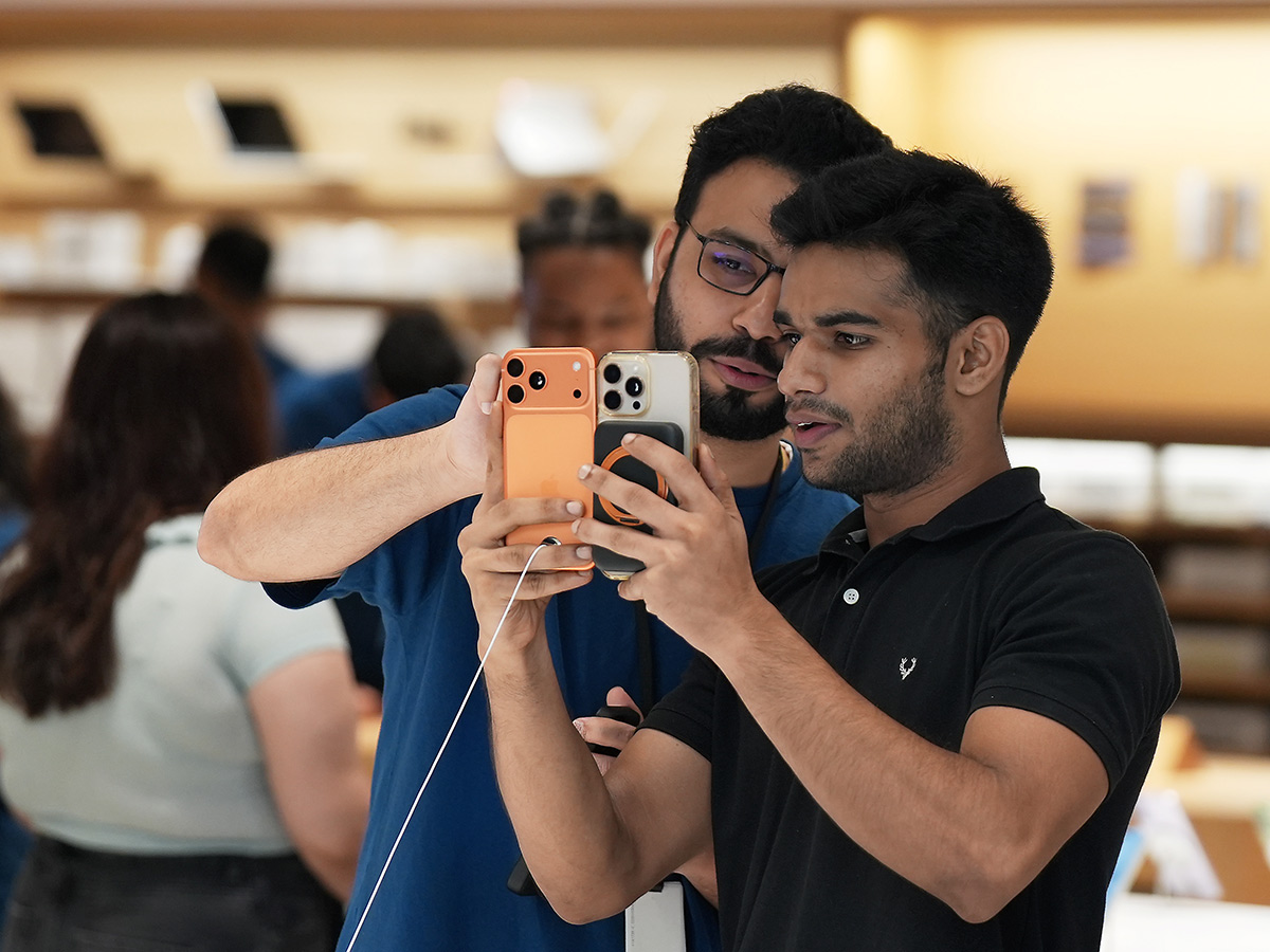 Apples newly launched iPhone 17 series smartphones25
