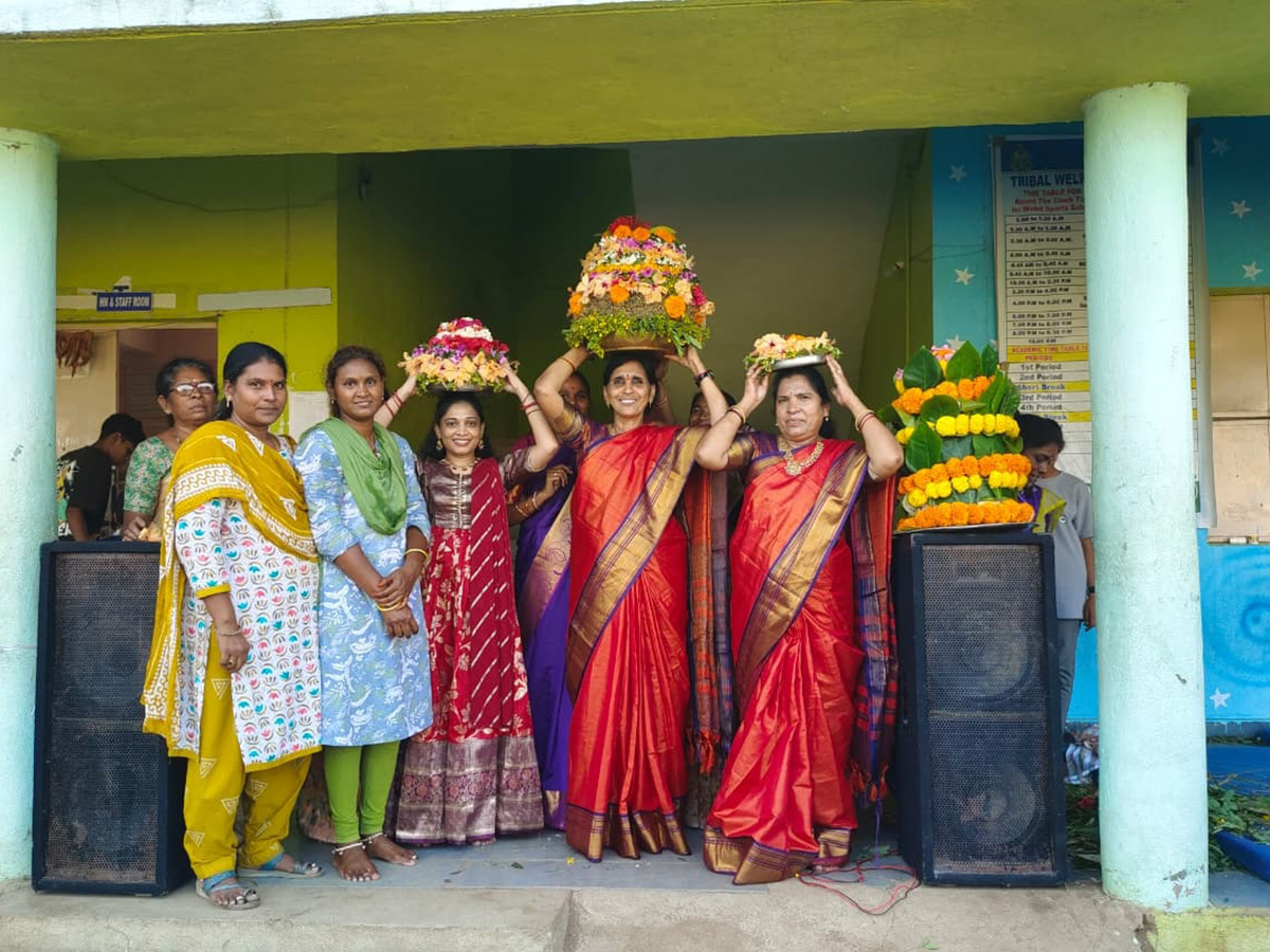 Bathukamma Celebrations In Telangana 2025 Photos20