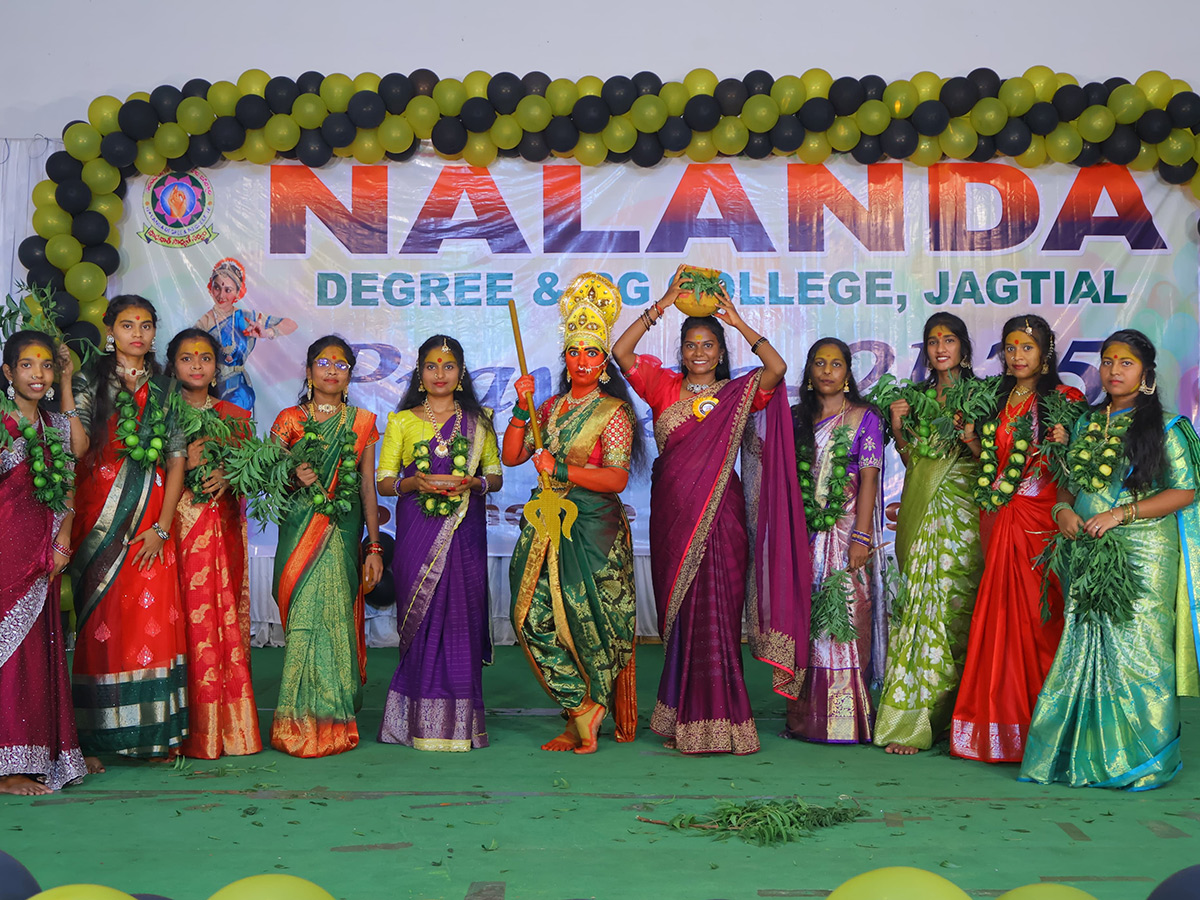Bathukamma Celebrations In Telangana 2025 Photos3