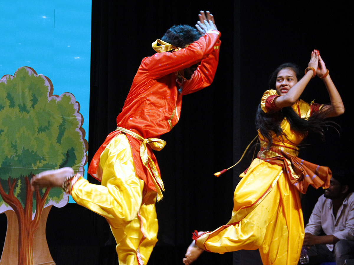 Vijayawada: Dasara Cultural Festivals Conclude Photos12