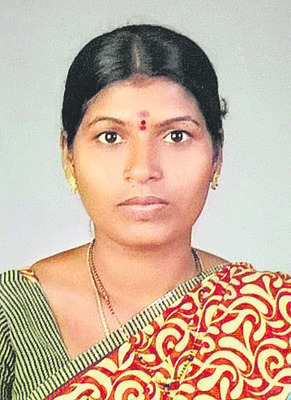 పూల పూజకు వేళాయె.. 1