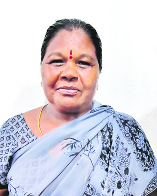 వర్షం పడితే బయటకు రాలేని పరిస్థితి 
2