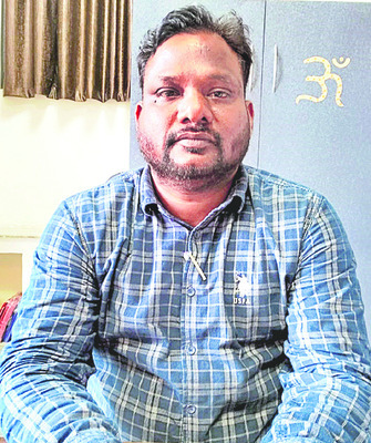 తుట్టెలు కట్టి.. పురుగు పట్టి 1