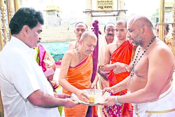 రేపటి నుంచి దసరా సెలవులు 1